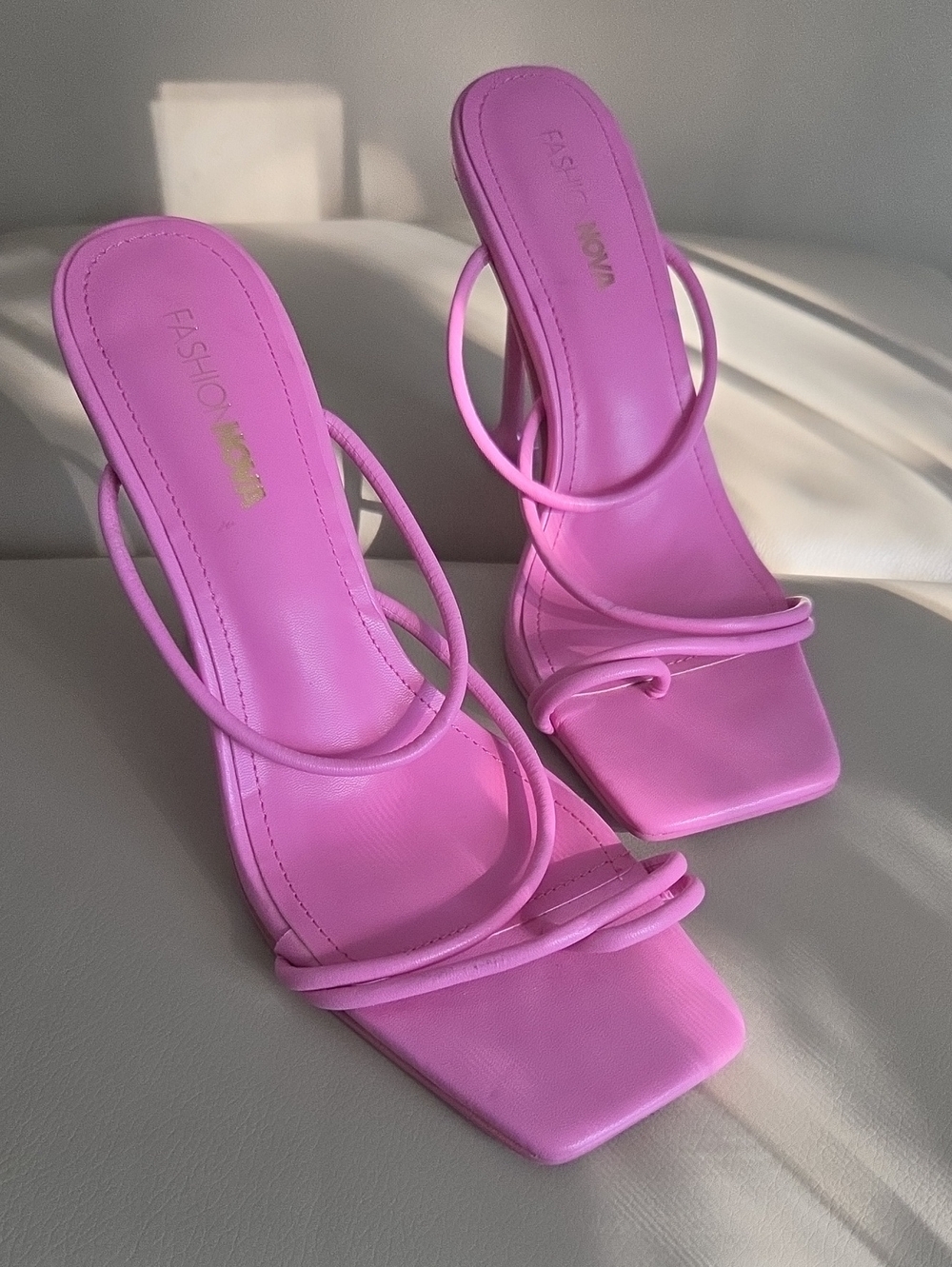 FASHION NOVA Lilac Pink Square-Toe Strappy Heels Size 7
